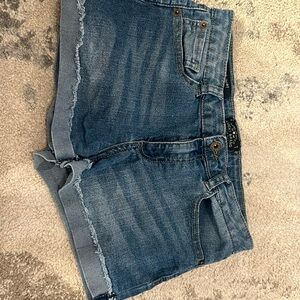 Lucky brand shorts. Riley short